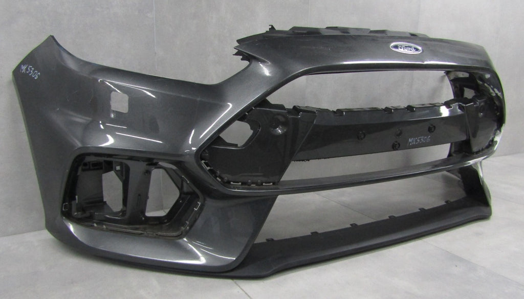 Prednji branik Ford Focus RS Mk3 LIFT 16-18