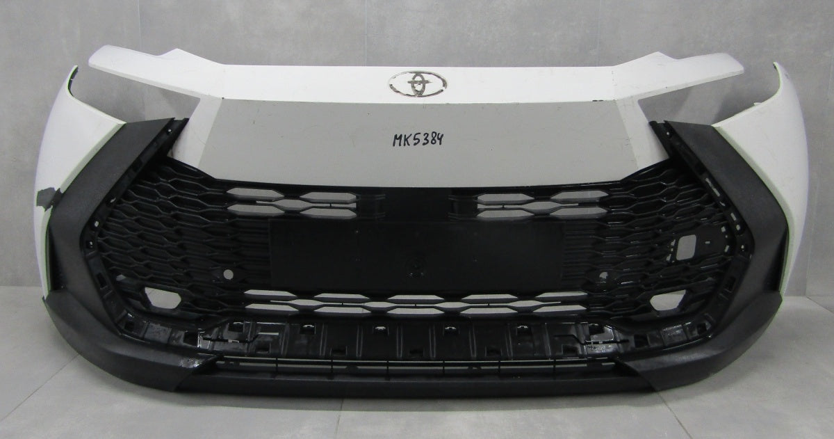 Prednji branik TOYOTA C-HR CHR II 23- (+ wzmocnenie)