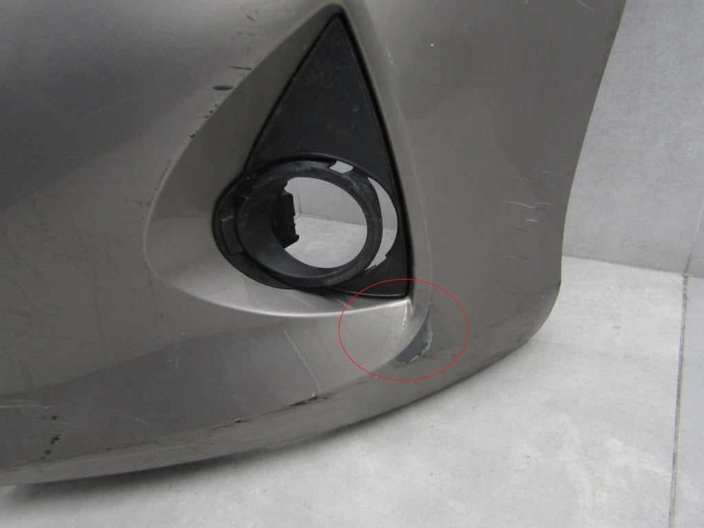 Prednji branik Toyota Auris 2 II 12-15 (+podłoga)