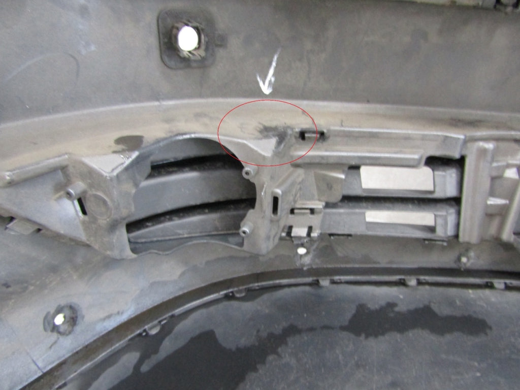 Prednji branik Volkswagen VW TOURAN 1T0 CROSS LIFT 06-10