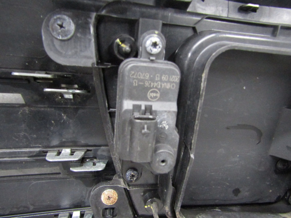 Prednji branik MG5 MG 5 EV 20-22