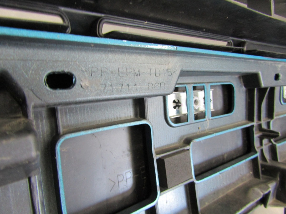 Prednji branik Suzuki Vitara 2 II Lift 3 III 18-24