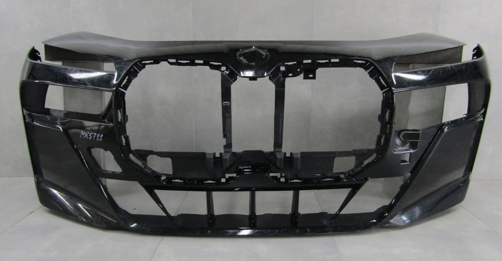 Prednji branik BMW 7 G70 M paket 22-25
