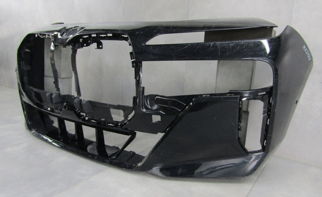 Prednji branik BMW 7 G70 M paket 22-25