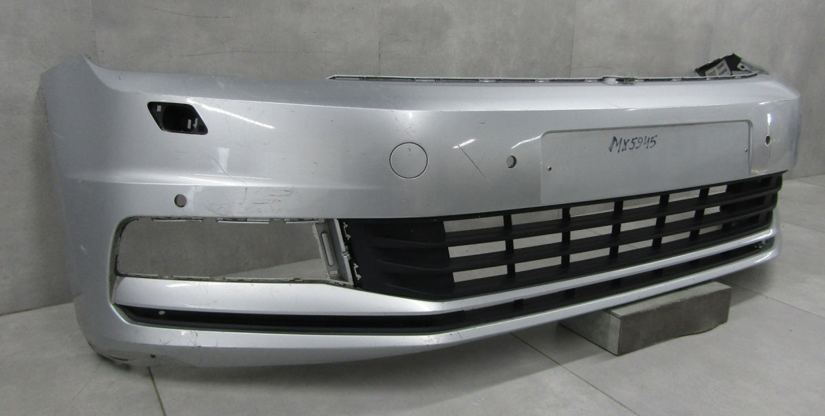 Prednji branik Volkswagen VW Touran 2 II 5TA 15-
