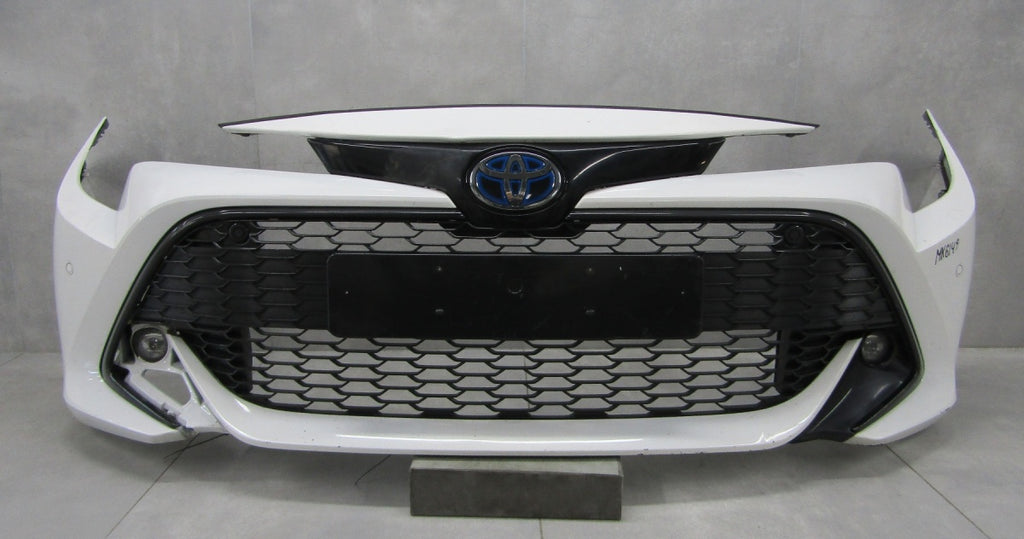 Prednji branik Toyota Corolla XII E210 HB / Kombi 18-22 /+ radar + 6 PDC + wiązka