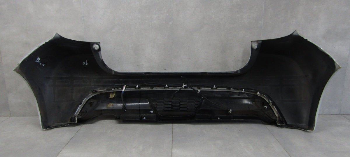 Zadnji branik Toyota Yaris 4 IV GR SPORT 22- / + wiązka