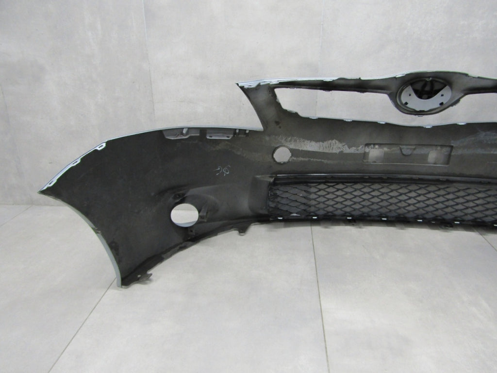 Prednji branik Toyota Auris 1 I Lift 09-13