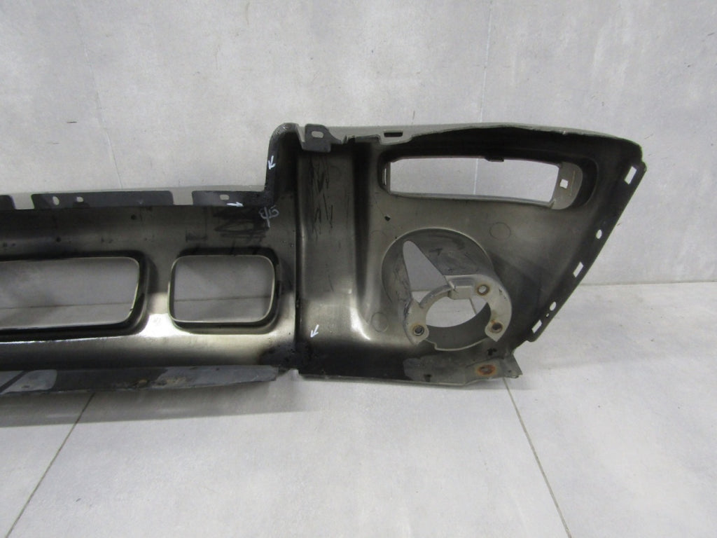 Prednji branik Jeep Cherokee Liberty KJ 2001-2004