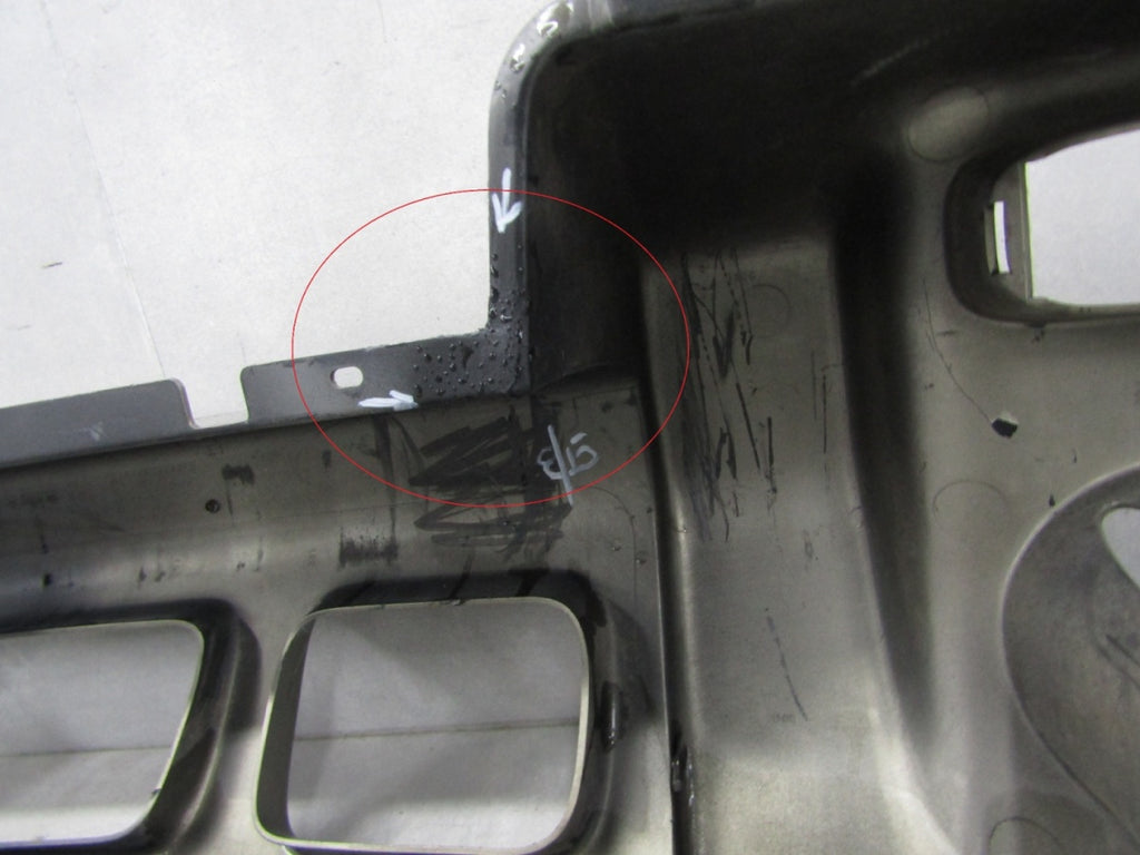 Prednji branik Jeep Cherokee Liberty KJ 2001-2004