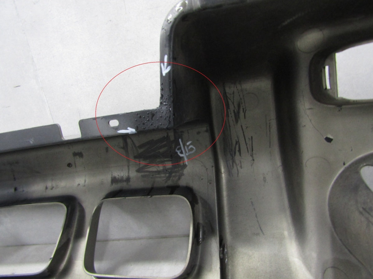 Prednji branik Jeep Cherokee Liberty KJ 2001-2004