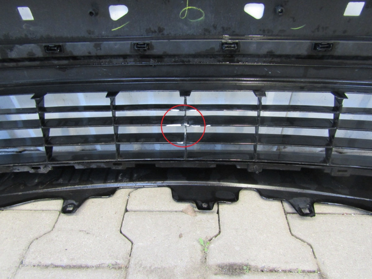 Prednji branik Toyota Prius 3 III Lift 12-15