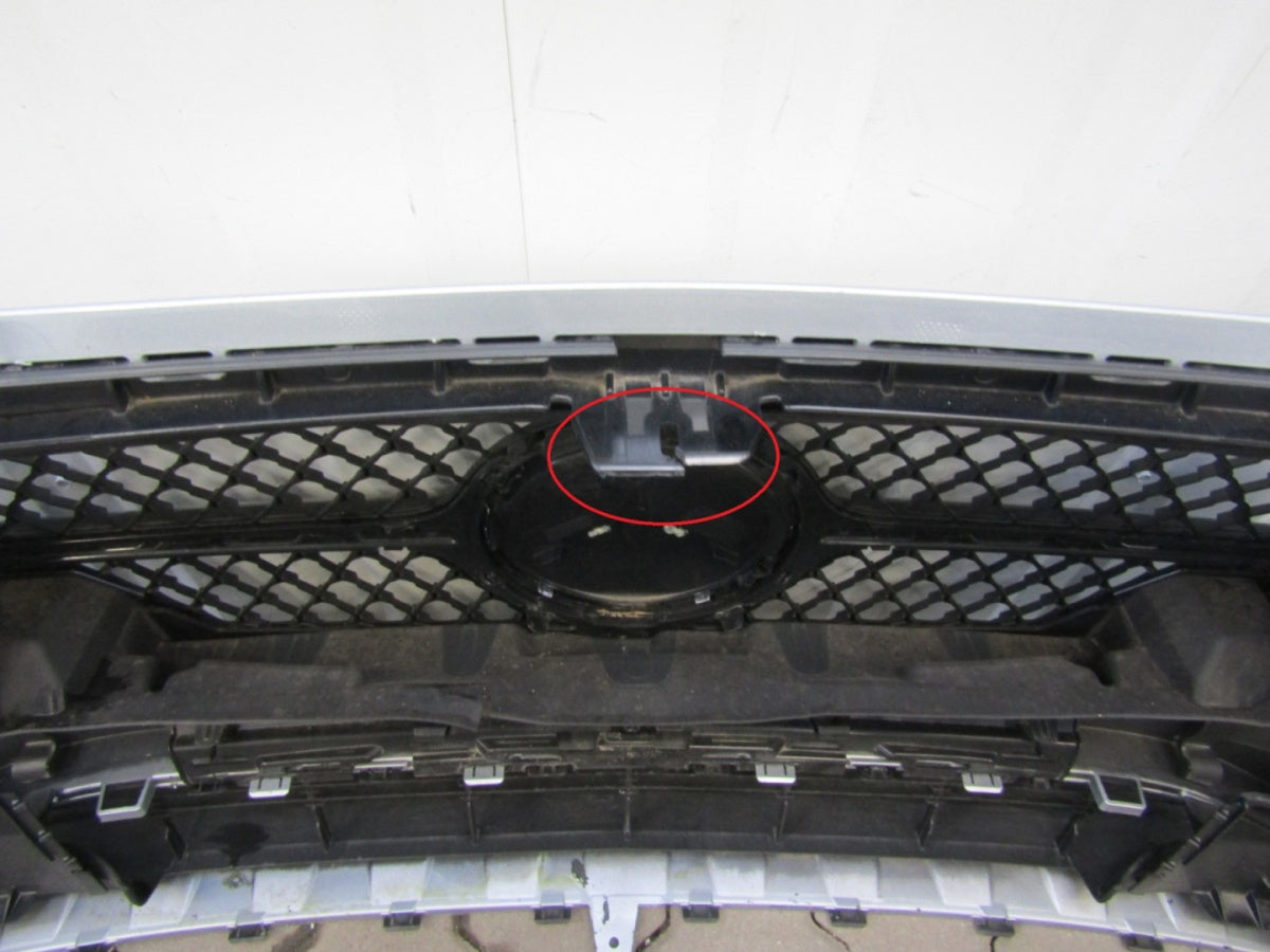 Prednji branik Mercedes Benz E klasa 214 23-