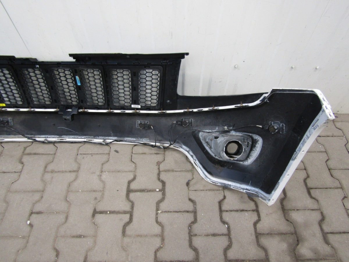 Prednji branik Jeep Grand Cherokee WK2 LIFT 13-17