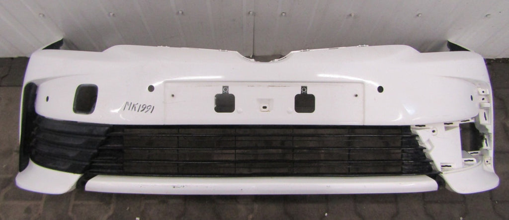 Prednji branik Toyota Corolla XI E16 Lift 16-18