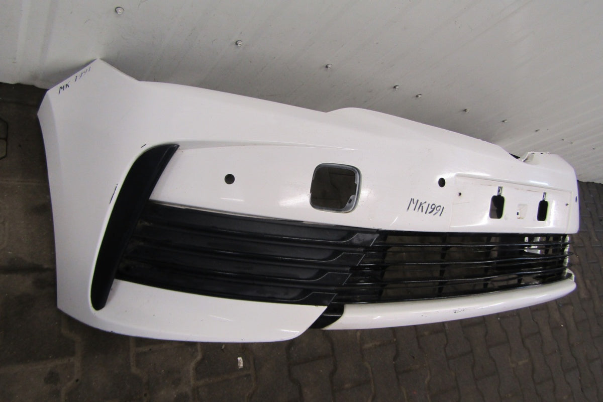 Prednji branik Toyota Corolla XI E16 Lift 16-18