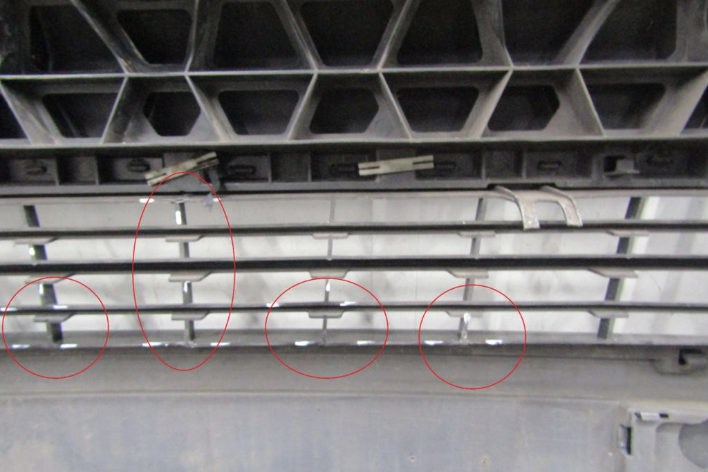 Prednji branik VW Multivan 7E0 2 II Lift 09-15