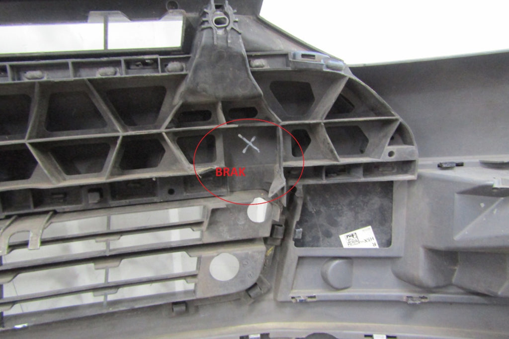 Prednji branik VW Multivan 7E0 2 II Lift 09-15