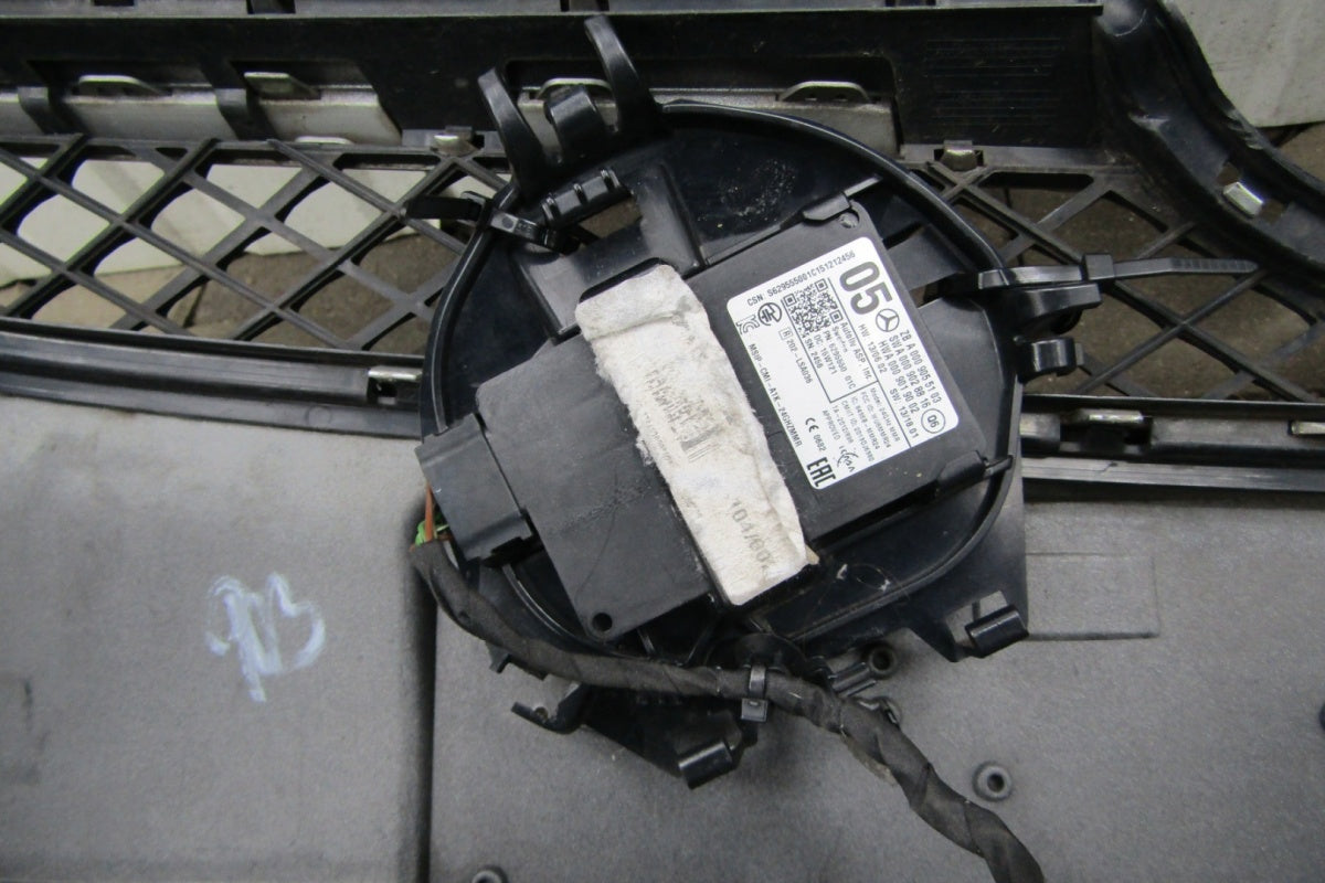Prednji branik Mercedes A-Klasa 176 12-16 RADAR