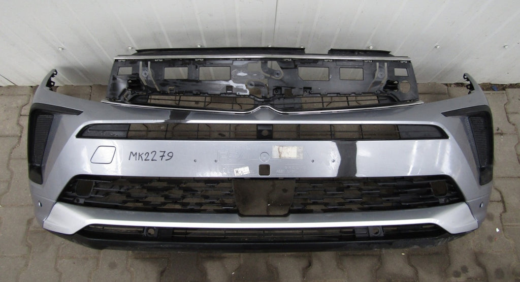 Prednji branik Opel Grandland Hybrid lift 21-