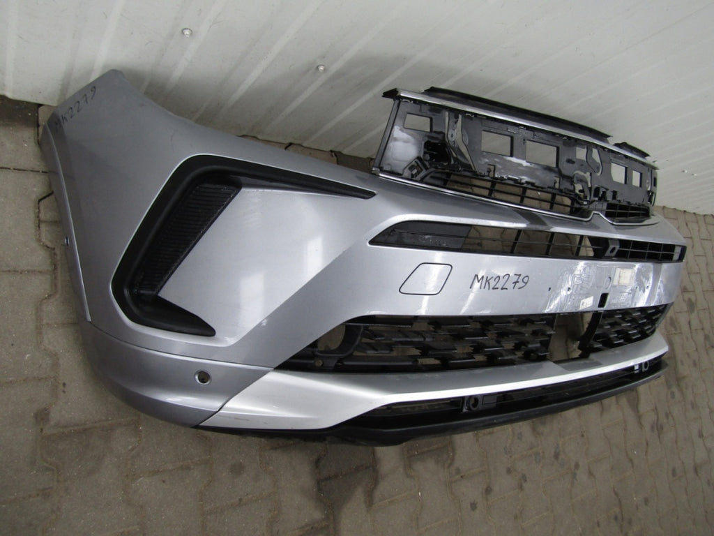 Prednji branik Opel Grandland Hybrid lift 21-