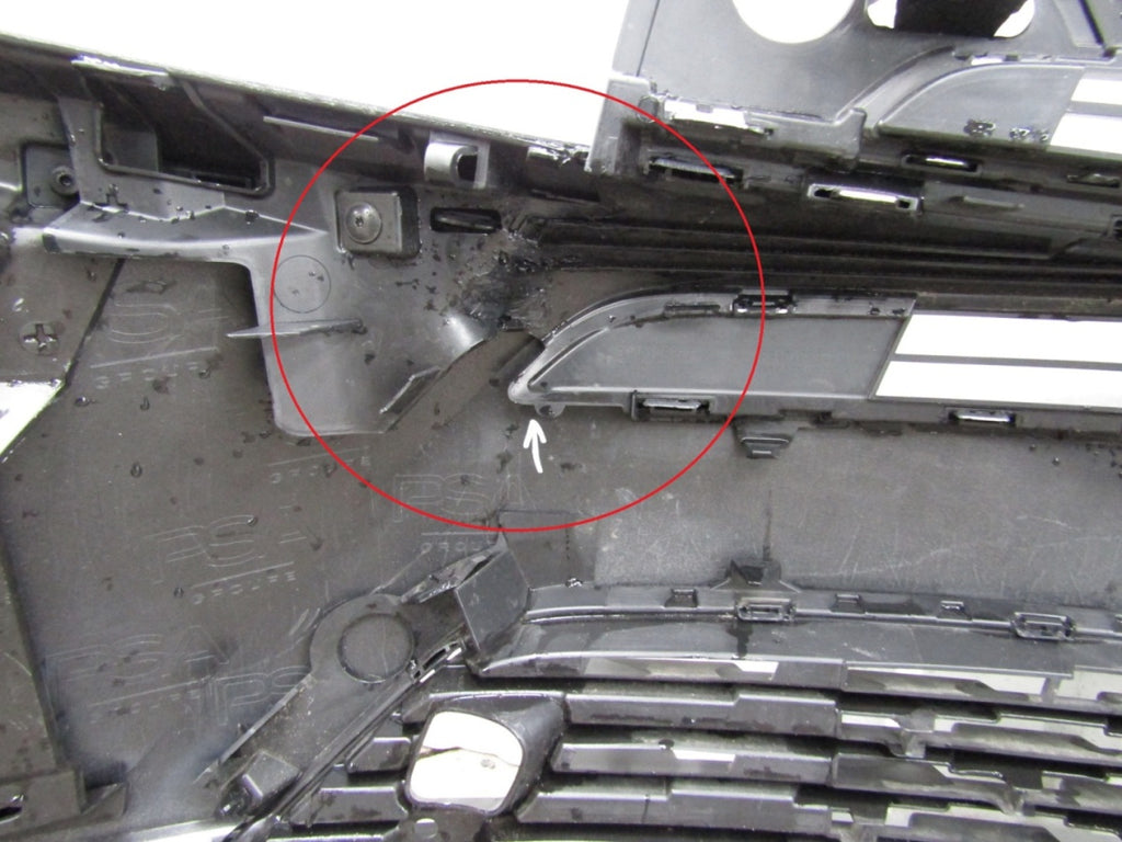 Prednji branik Opel Grandland Hybrid lift 21-