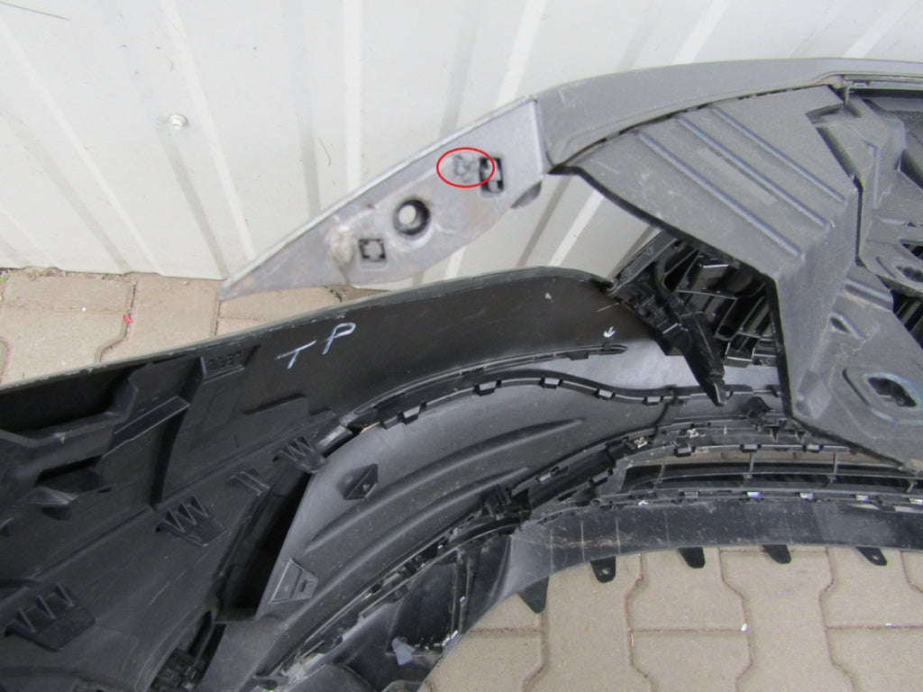 Prednji branik MERCEDES EQB W243 AMG 21-