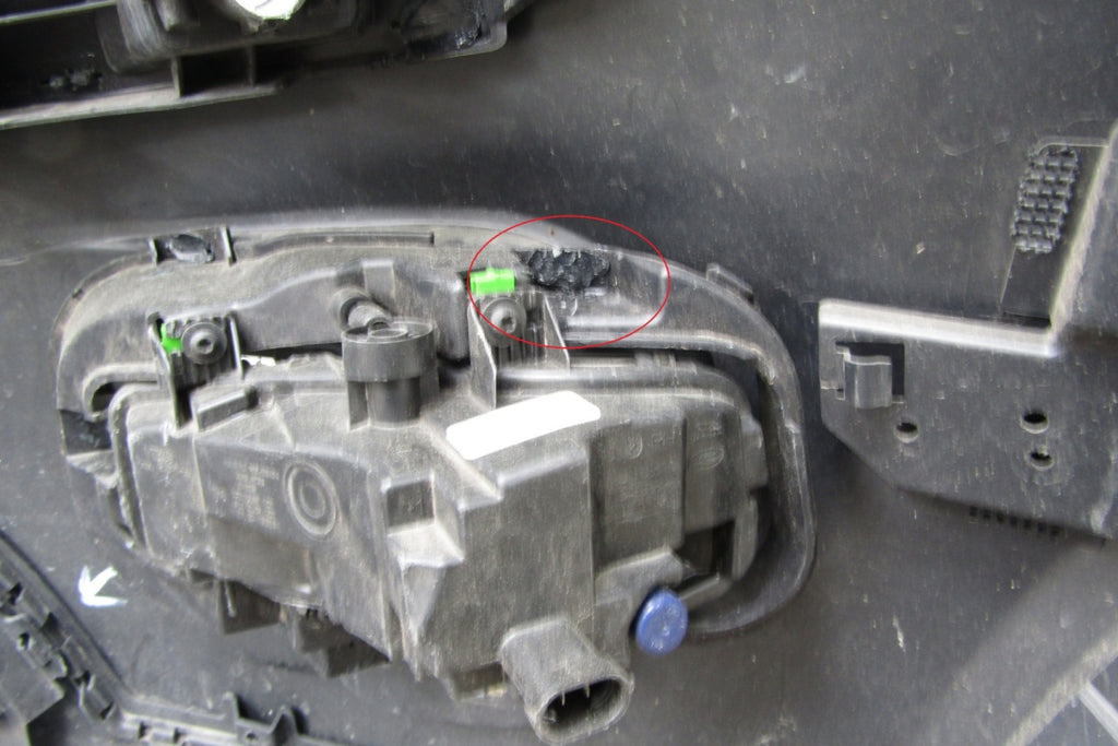 Prednji branik LAND ROVER DISCOVERY SPORT L550 14-18