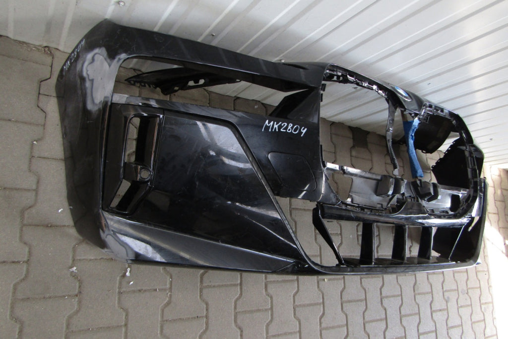 Prednji branik BMW 7 G70 M paket 22-