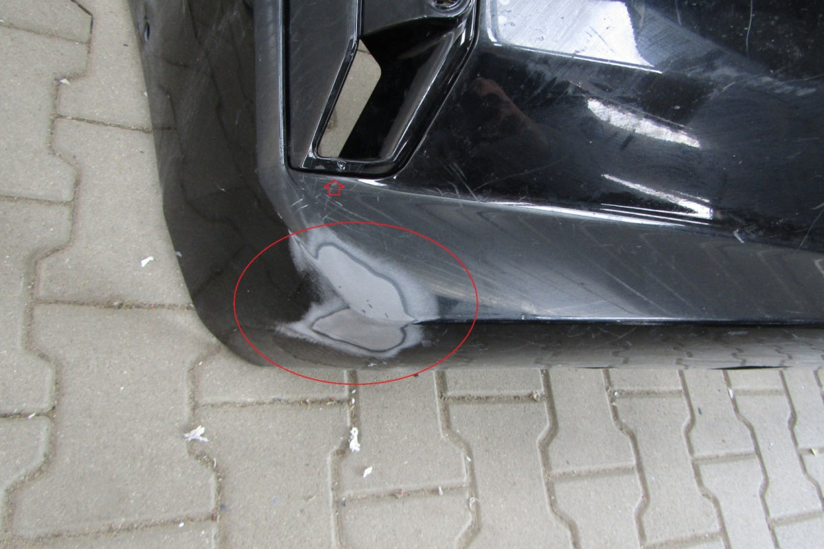 Prednji branik BMW 7 G70 M paket 22-
