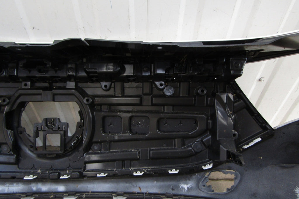 Prednji branik Mercedes-Benz EQB LIFT 24-