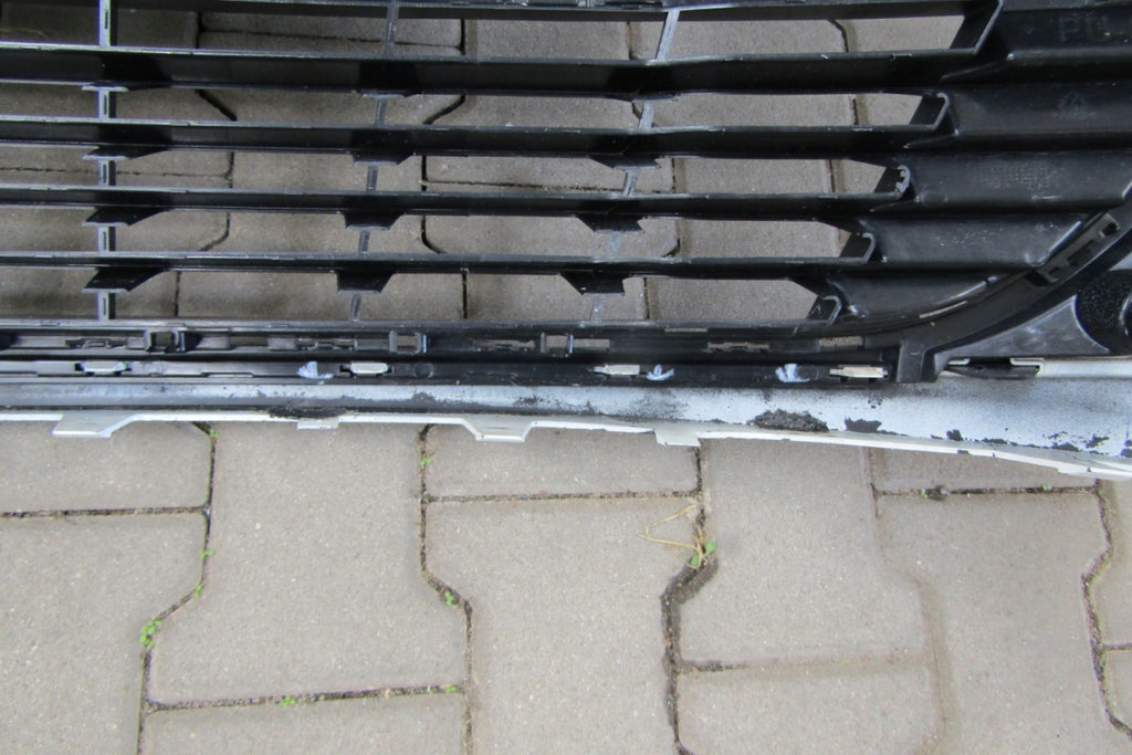 Prednji branik Renault Megane 3 III Lift 12-14