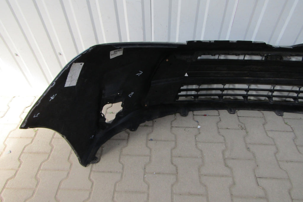 Prednji branik Toyota Sienna 21-22