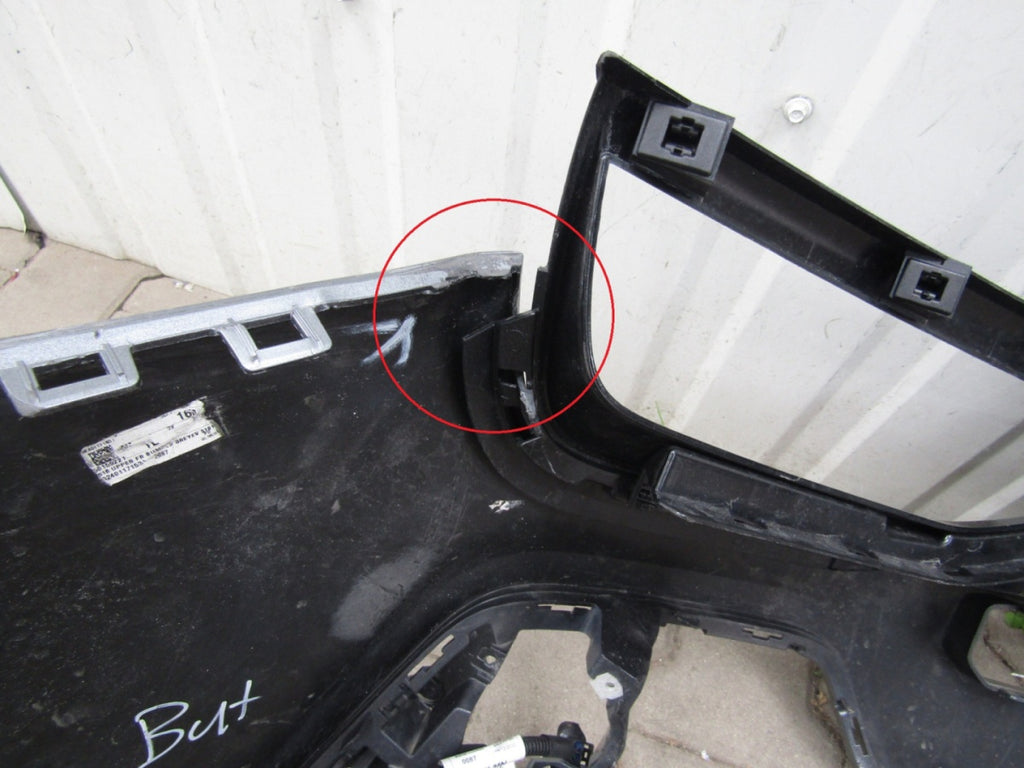 Prednji branik Jeep Avenger 23-