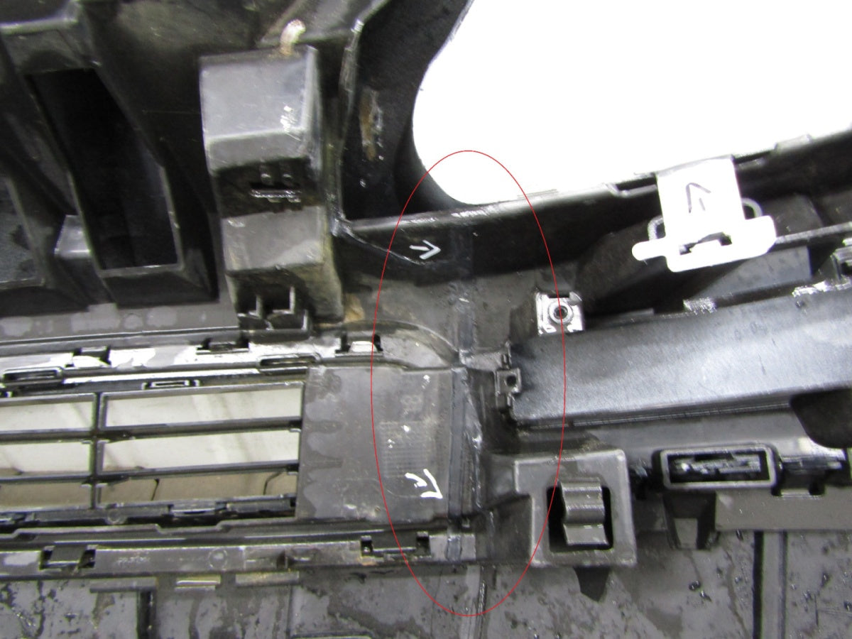 Prednji branik Peugeot Partner 2 II Lift 12-15