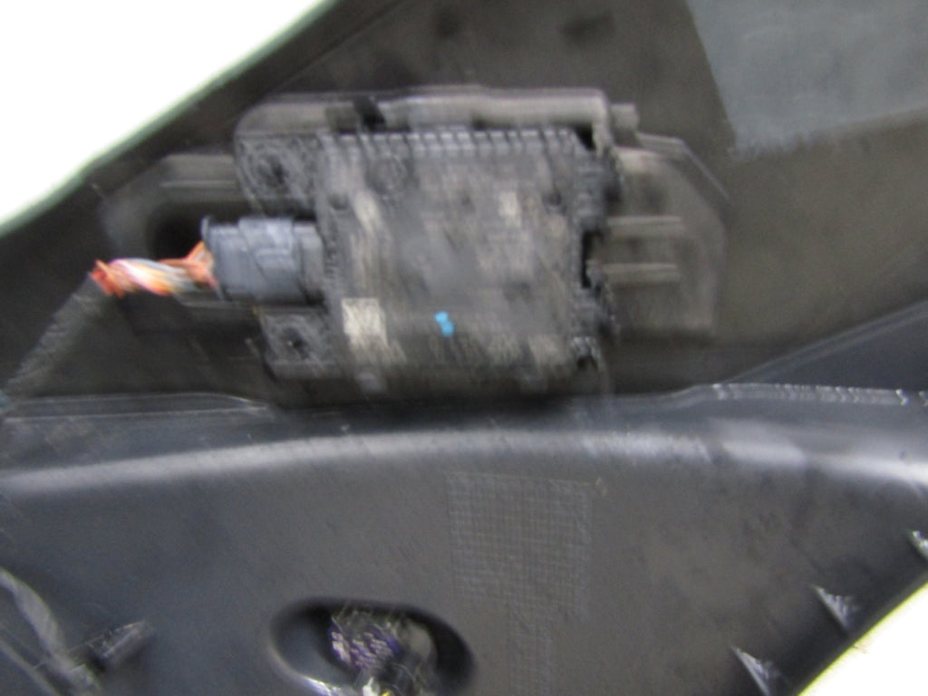 Prednji branik VW Passat B9 3J0 24- / + radary