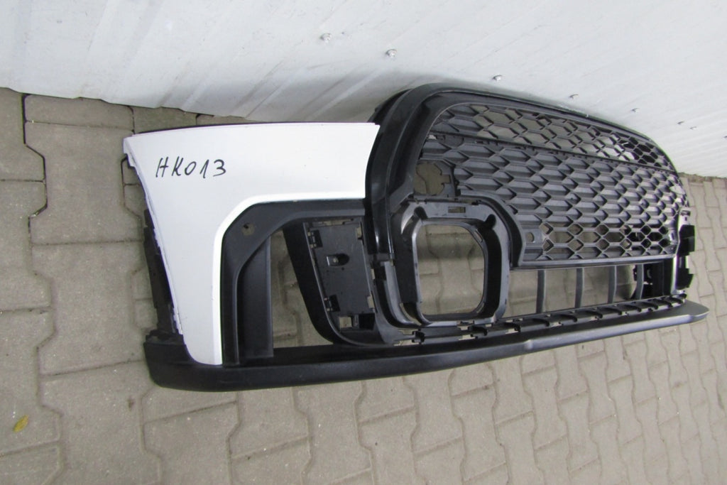 Prednji branik Mini Cooper F55 F56 JCW lift LCI 20-