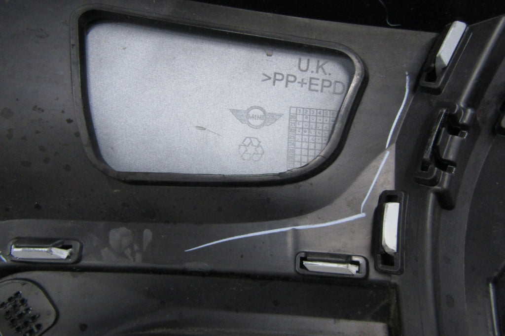 Prednji branik Mini Cooper F55 F56 JCW lift LCI 20-