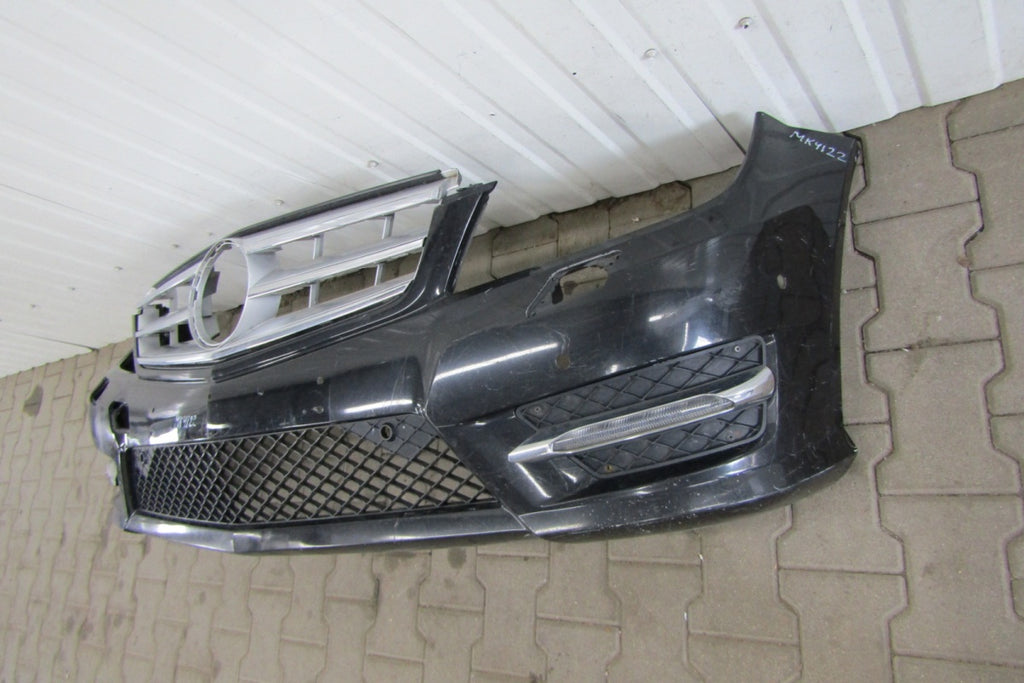 Prednji branik Mercedes C klasa 204 AMG lift 11- (LEDY)