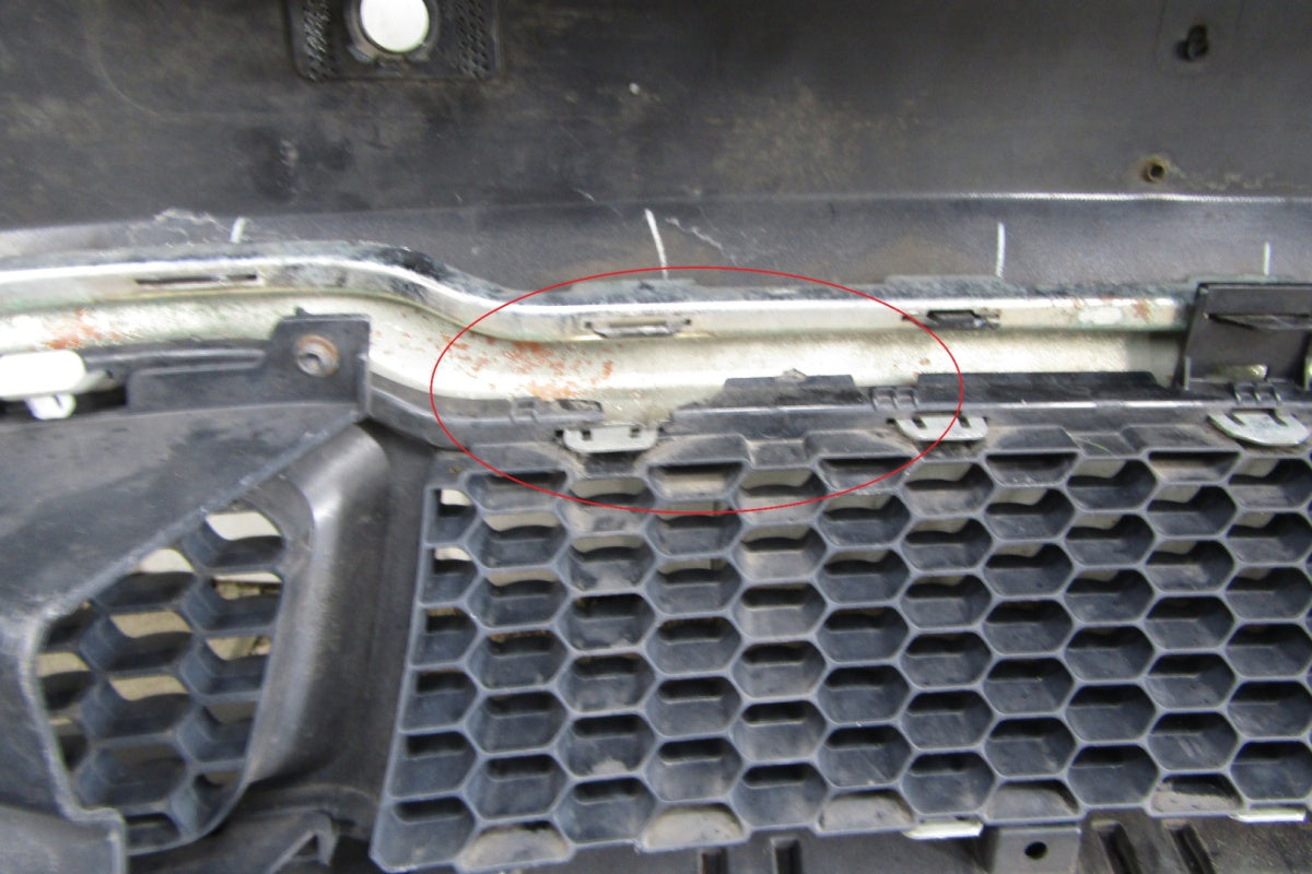 Prednji branik Jeep Cherokee V KL 14-18