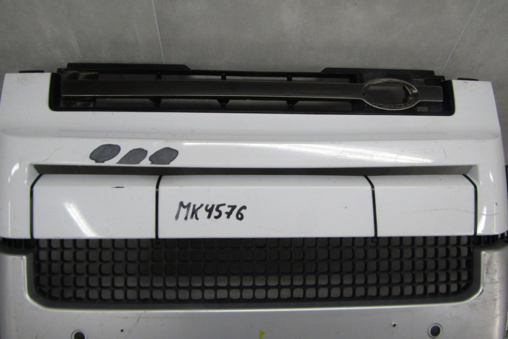 Prednji branik Land Rover Defender 2 II L663 20-