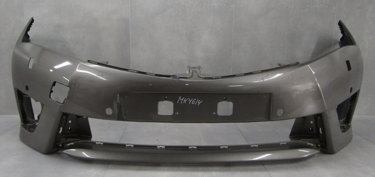 Prednji branik Toyota Corolla 11 XI Sedan 13-16