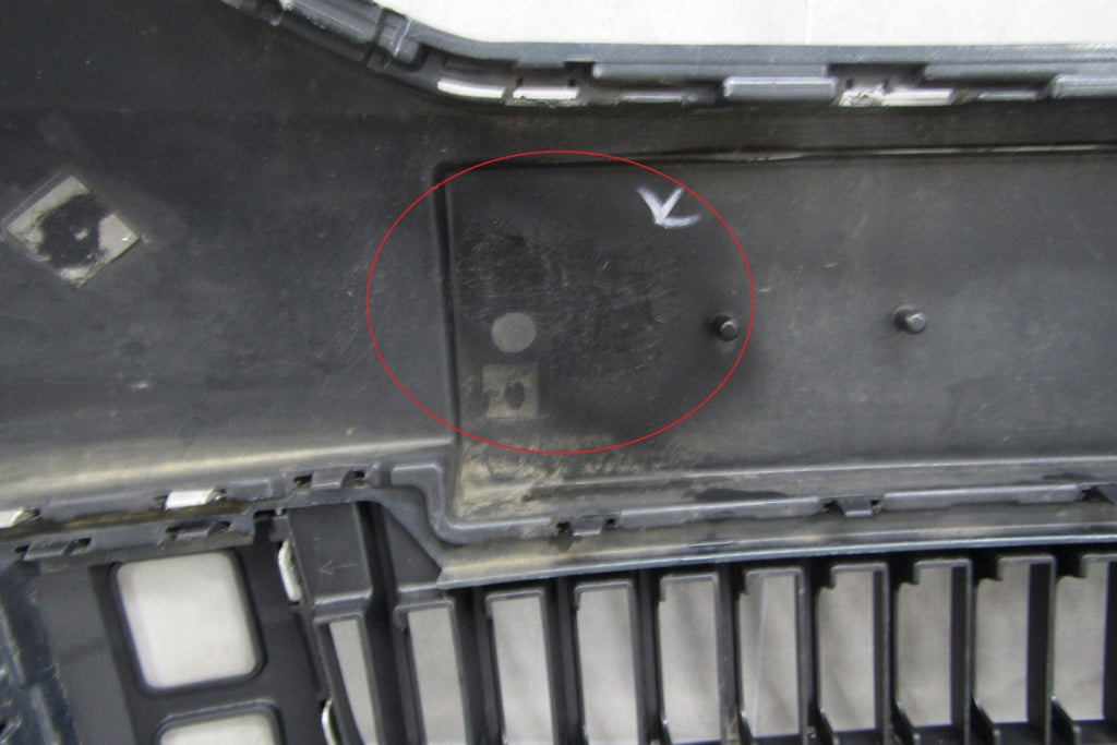 Prednji branik Skoda Yeti 5L0 Outdoor Lift 13-17