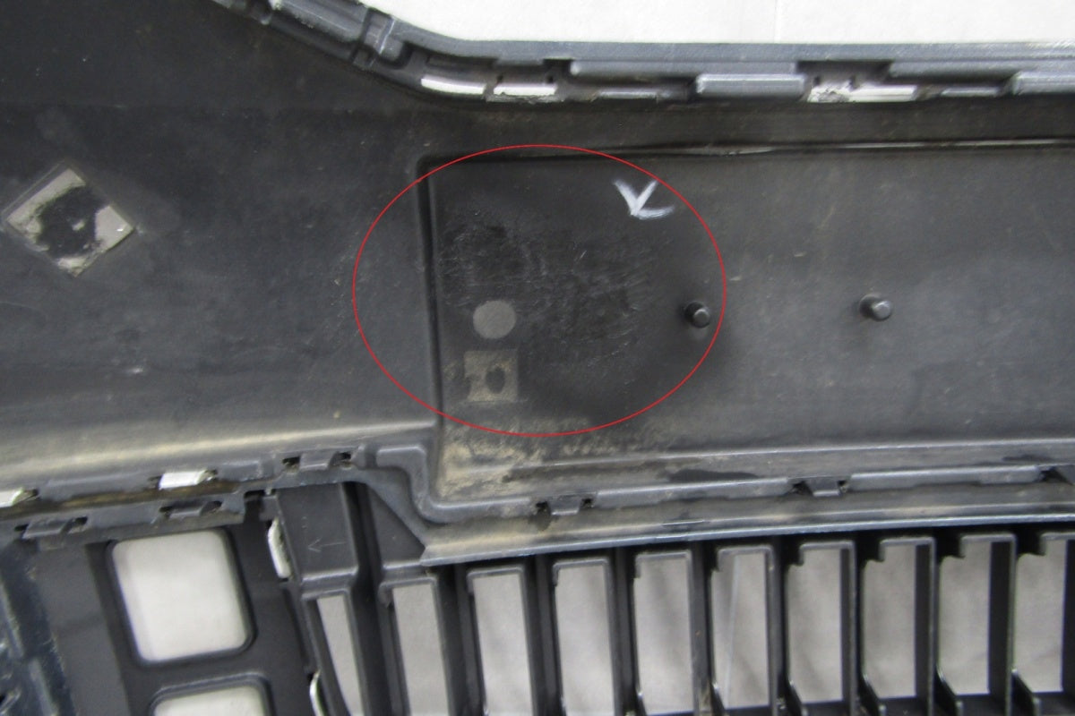 Prednji branik Skoda Yeti 5L0 Outdoor Lift 13-17