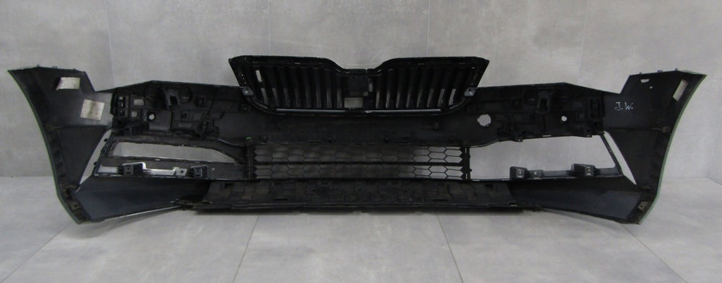 Prednji branik Skoda Superb 3 III 3V0 LIFT 19-24 (podłoga)