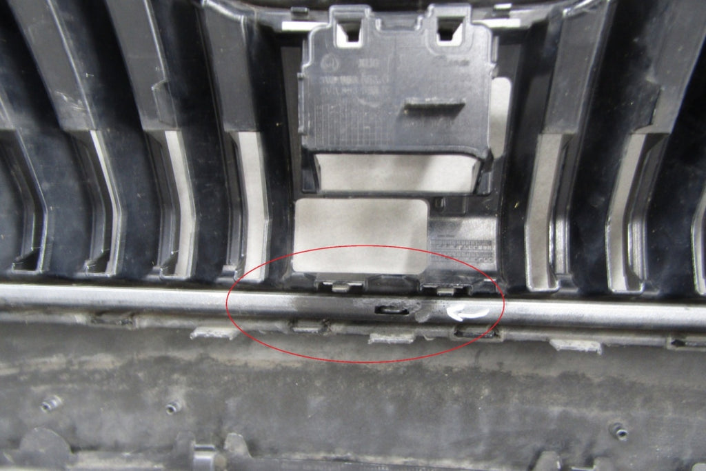 Prednji branik Skoda Superb 3 III 3V0 LIFT 19-24 (podłoga)