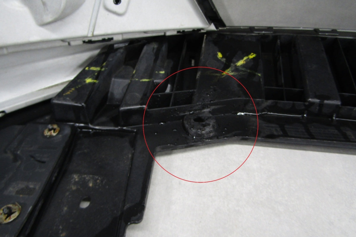 Prednji branik Ford Focus MK4 IV LIFT 22- (+Podłoga)