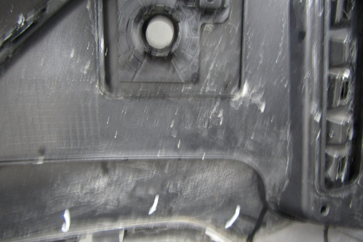 Zadnji branik BMW 5 G61 Kombi M-paket 23-