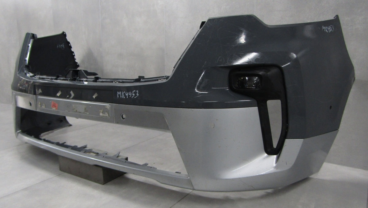Prednji branik Nissan NV300 Primastar Lift 21- (+1 LED)