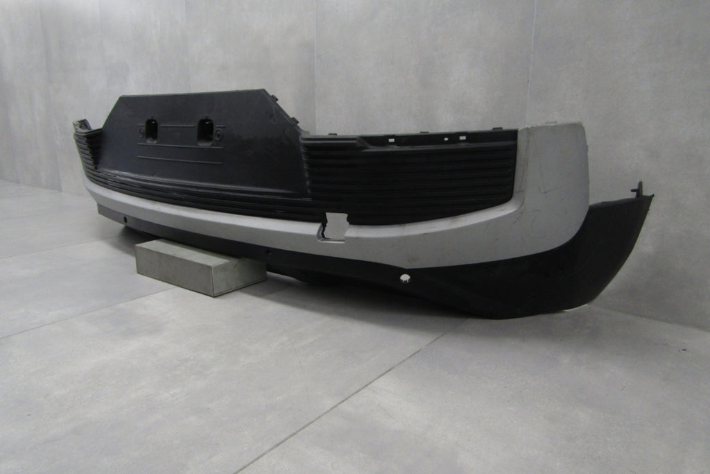 Zadnji branik Ford Explorer VII 7 EV ELEKTRYK 24-